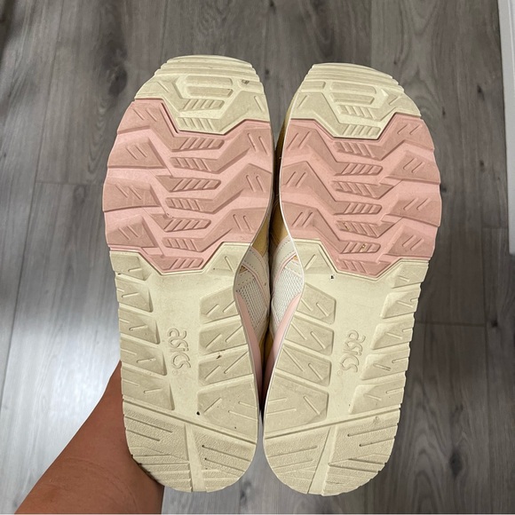 Asics GT-II Gel Yellow Pink Cream Size 7 - Picture 5 of 5
